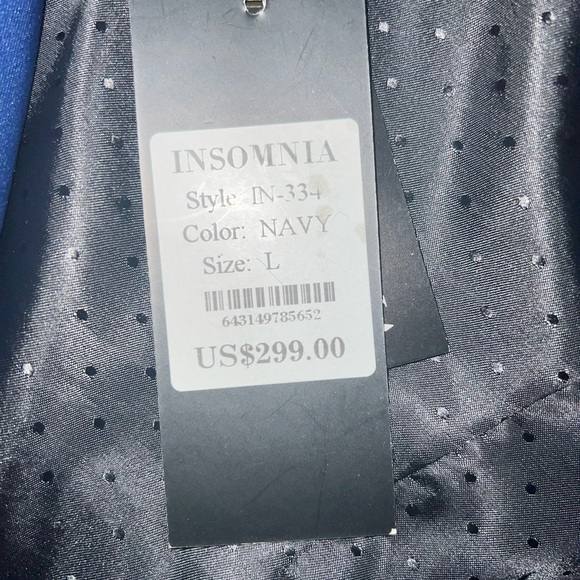 Worn once , like brand new no rips or scratches - Picture 2 of 4